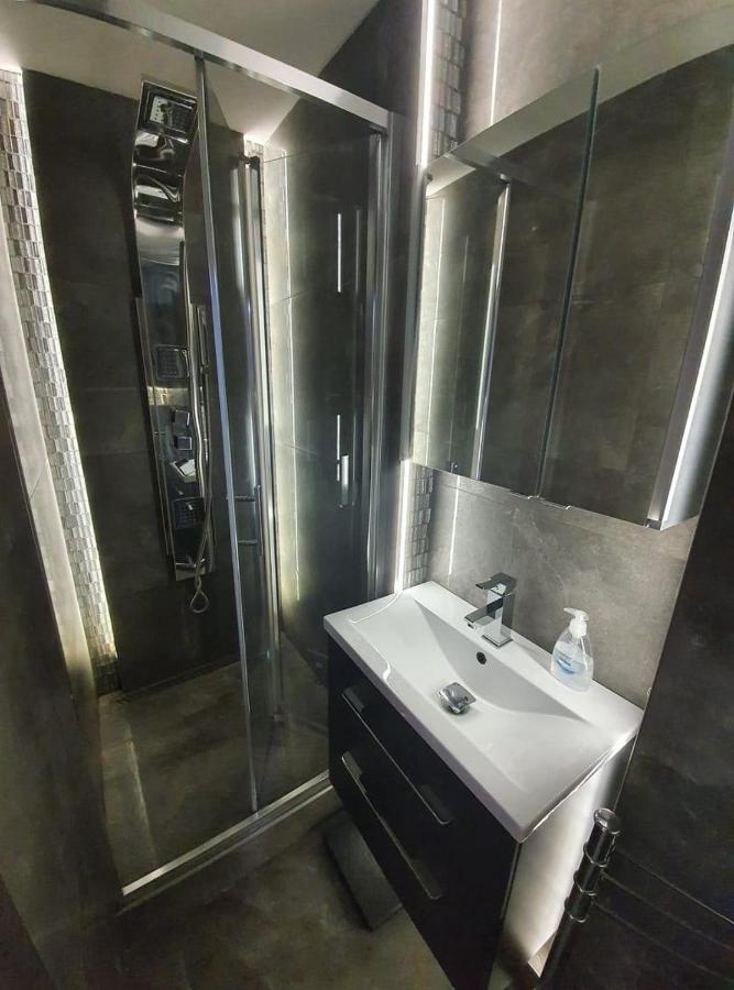 Monar City Center Apartment Free Parking Kosice Exterior photo